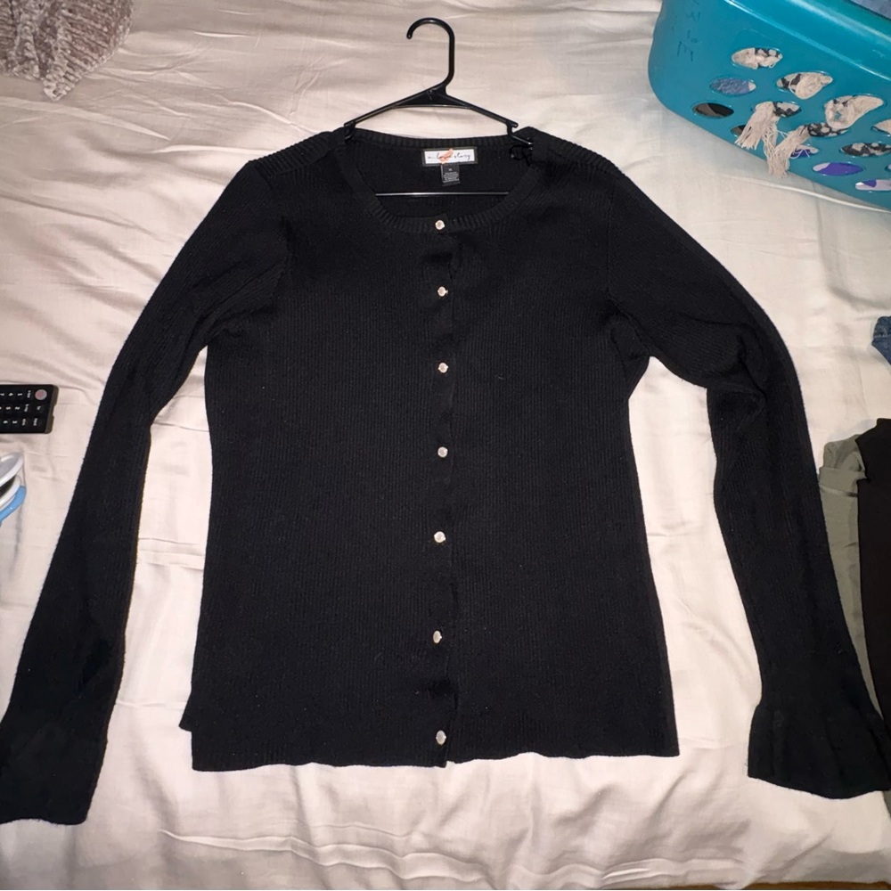 Black Button-Up Ribbed Cardigan
